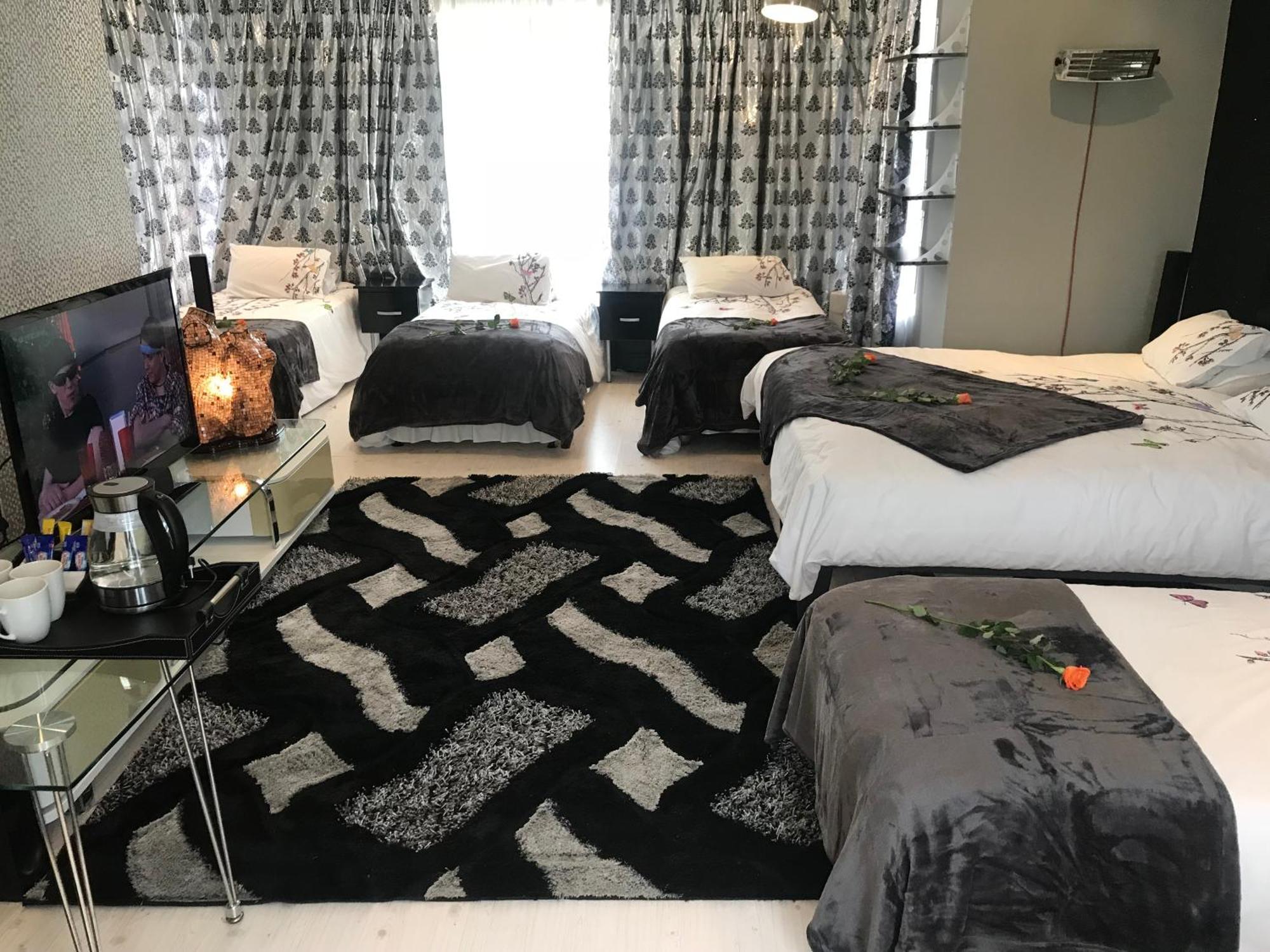 Africa Paradise - Or Tambo Airport Boutique Hotel Benoni Habitación foto